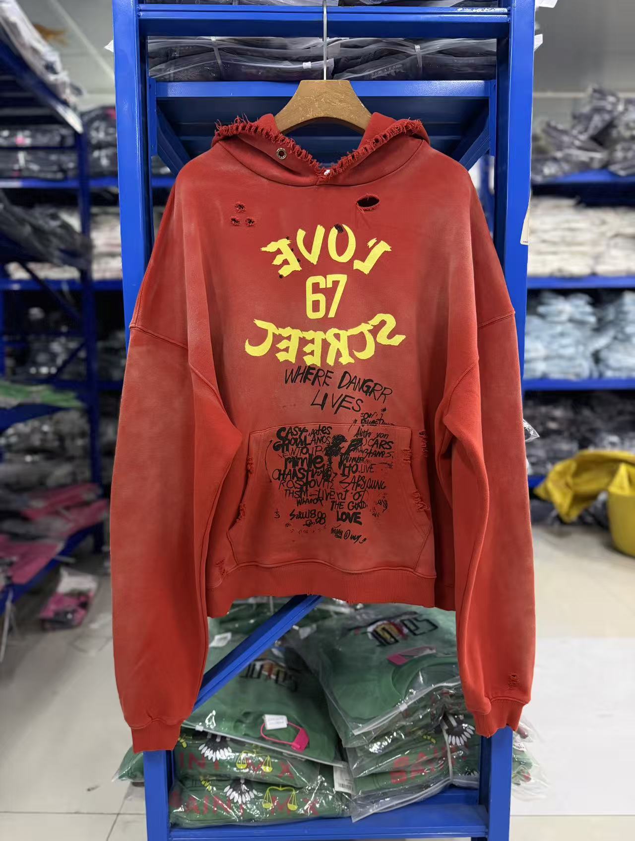 Play Hollywood Vintage‑Wash Red Cropped Pullover Oversized Hoodie